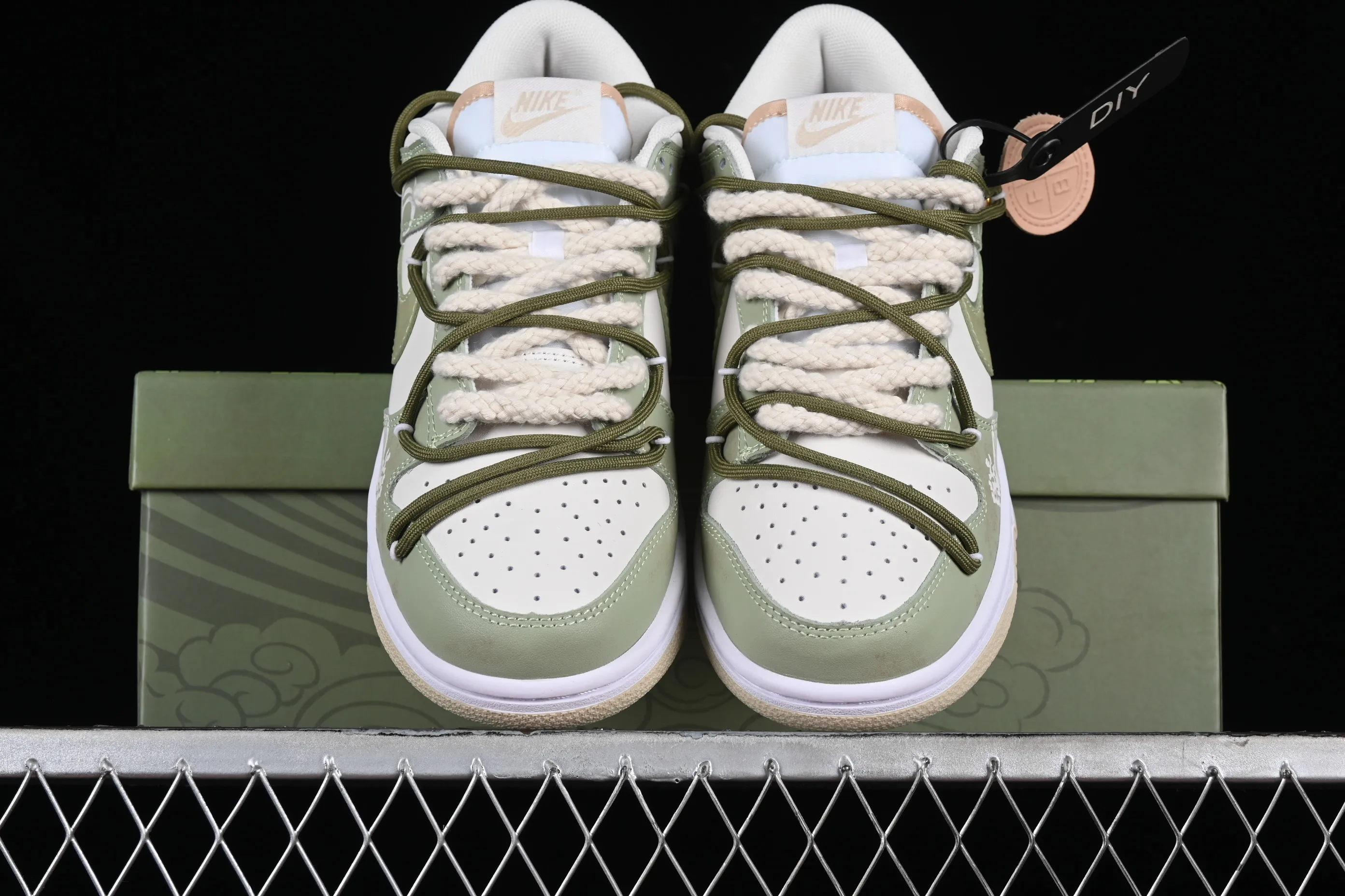 All categories Nk SB Dunk series Nk SB Dunk Low low-top sneakers Nk Dunk Low FZBB Chinese style tea gift box Gongting Longjing tea SB strap low-top casual sneakers DV0831-003